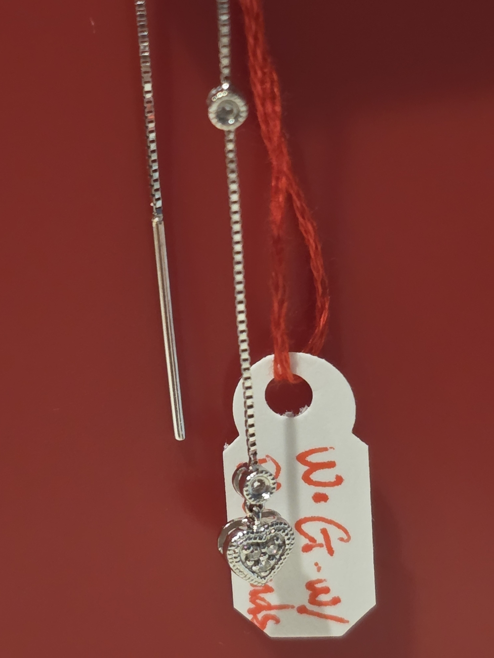 🍀✨️14K White Gold Threader Heart Earrings✨️🍀 - Picture 3 of 7